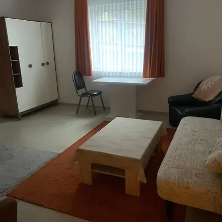 Privatunterkunft Monteure&handwerker Einfach, Unkompliziert Und Preiswert In *