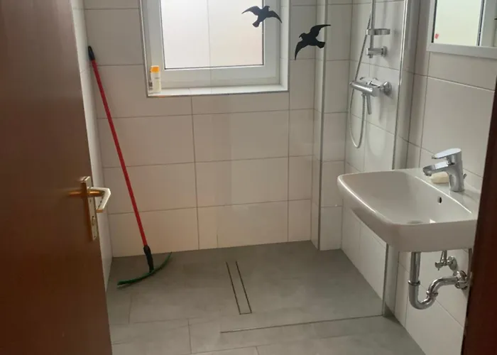 Monteure & Handwerker Einfach, Unkompliziert Und Preiswert In Quarto em Acomodações Particulares Alsfeld